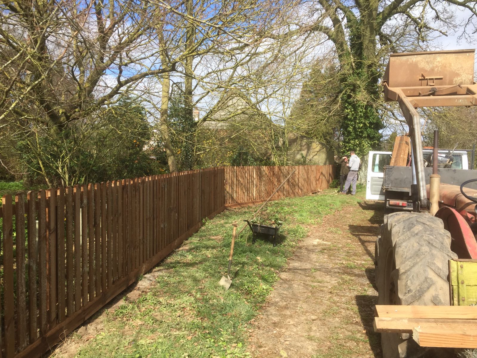Commercial and Domestic fencing